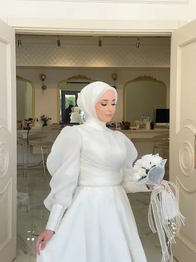 ÜMMÜHAN ÖZKAN TÜRBAN & MAKYAJ