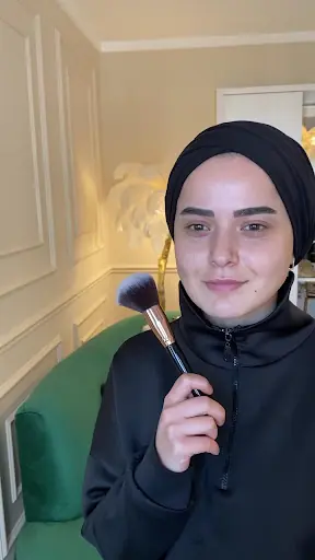 Ankara Güzellik ve Makeup Studio | Türban Gelin Makyajı - Kalıcı Makyaj, Cilt Bakımı ve Dudak Renklendirme 3