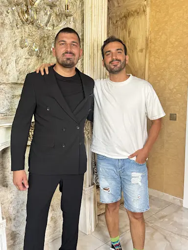 Salon Özgür Mavzer 4