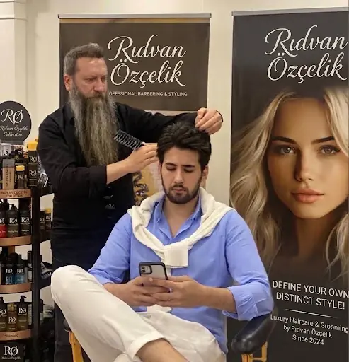 Rıdvan Özçelik Academi