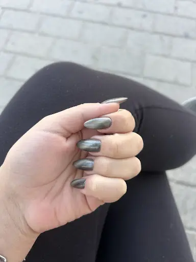Nisa Demir Beauty Bar