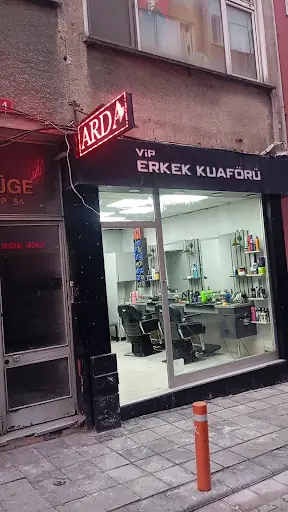 MEHMET ARDA ERKEK KUAFORU & HAIR DESIGN 3