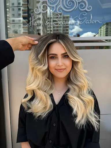 Zeynep Sarıduman Hair Makeup 2