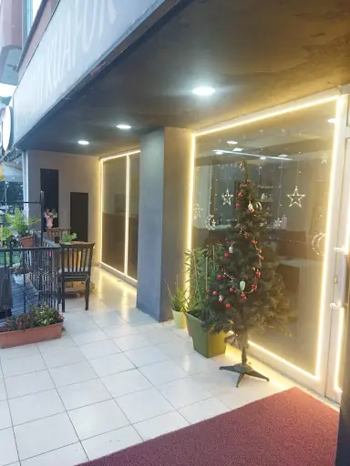 Parıltı Kuaför 4