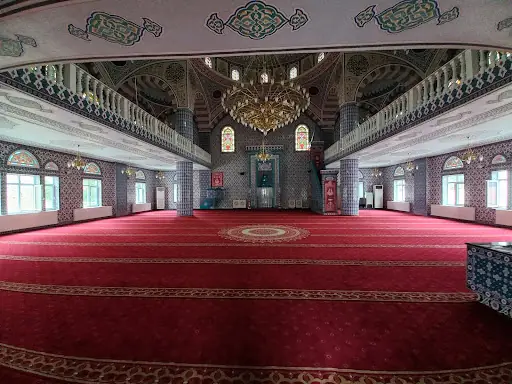 Kürtün Merkez Camii 3