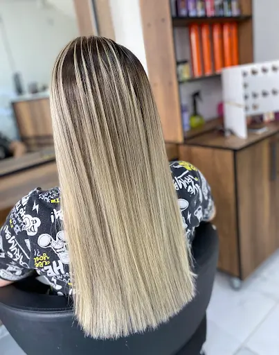 Salon Nur Akgül 2