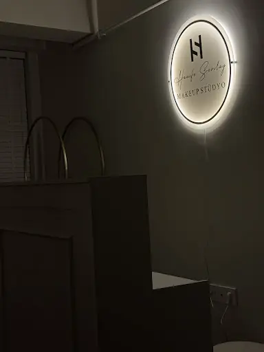 H.S MAKEUPSTUDYO
