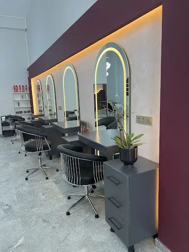 Saadet Hair & Make up studio