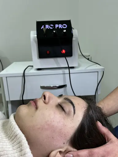 Hazal beauty center (Güzellik Salonu) Kulu 4