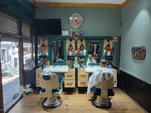 Beyoğlu Erkek Kuaförü 4