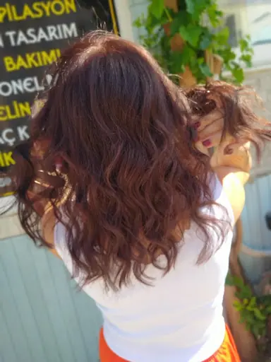 Deniz Bayan Kuaför 3