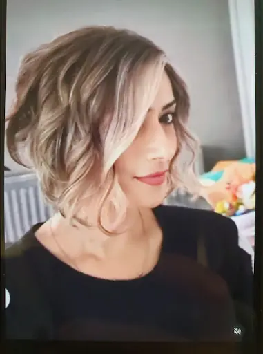 Firuze Bayan Kuaförü 3