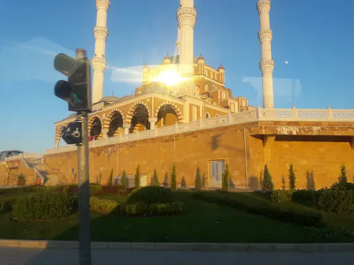 Merkez Cami
