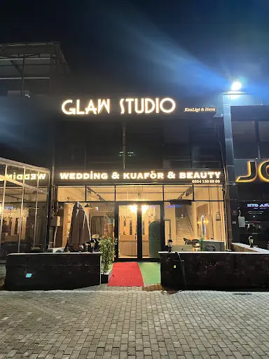 Glaw Studio Kuaför Güzellik Merkezi