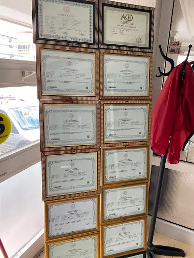 Suzan Kırca Bayan Kuaförü Güzelik Salonu 4
