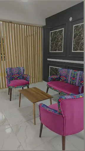 La Rouse Beauty Studio 2
