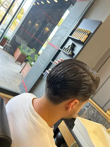 Ahmet BÜYÜKKAYIN Barber&Beauty