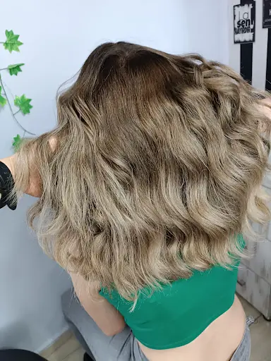 Salon miracle 4