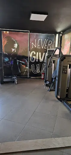 Neon Fit Spor Center Menderes 3