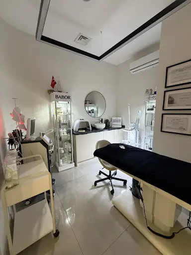 Hana Beauty – Tırnak / Nail Studio, İstanbul (4. fotoğraf)