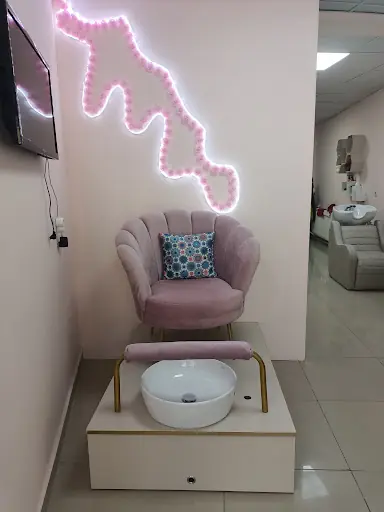Yeliz Cengizman Beauty Studio 3