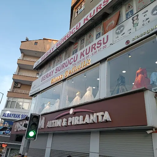 Classgelinlik – Diğer (Güzellik), İstanbul (2. fotoğraf)