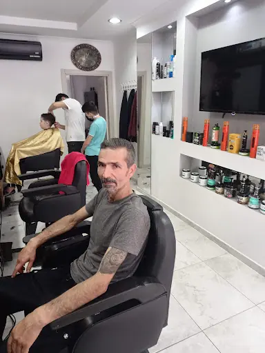 GÜLERYÜZ ERKEK KUAFÖRÜ 4