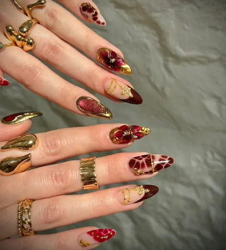Bakırköy Protez Tırnak | Bahar Beauty Nail Studio