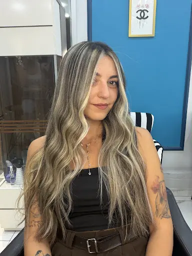 Gizem Yaşar Hair Studio 3