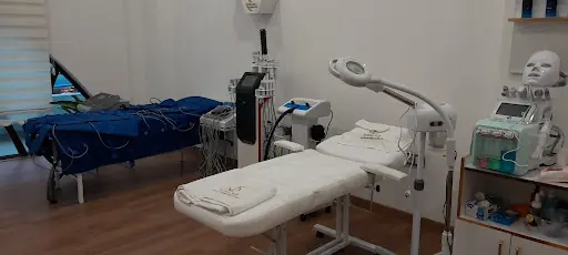 TK KUAFÖR VE GÜZELLİK MERKEZİ