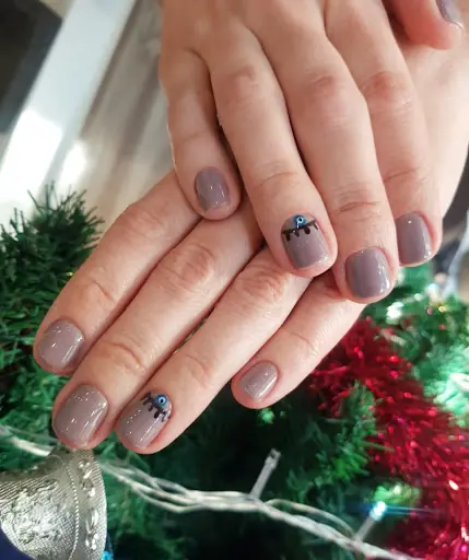 Saloon EMA Nish Adalar – Tırnak / Nail Studio, Adalar, İstanbul (3. fotoğraf)