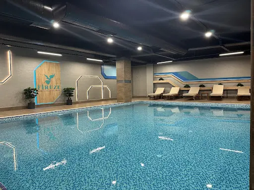 Firuze Hamam Havuz Spa Fitness (bayan bölümü kapanış saati 22:00) (Erkek bölümü kapanış saati 23:00)