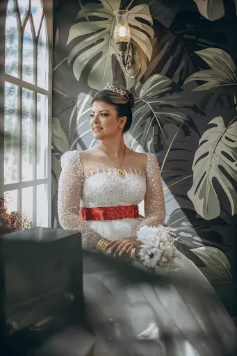 Ebru Gönen Hair & make up 3