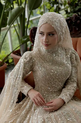 Kristal Zarina Samsun Moda Evi ve Kuaför 2