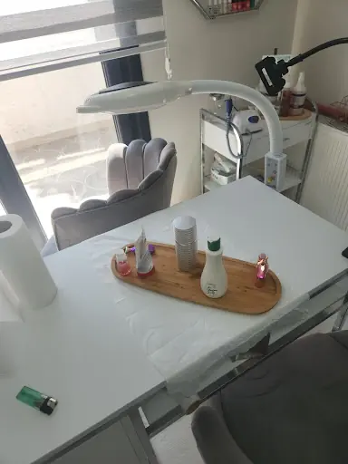 Hatice Kaya El & Ayak Güzellik Dünyası 3
