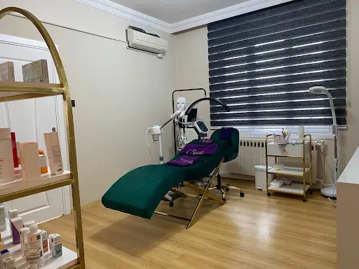 Sima Beauty Center – Tırnak / Nail Studio, İstanbul