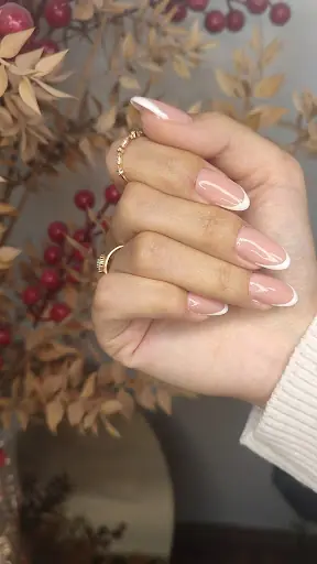 Monro Nail Designer | Üsküdar Protez Tırnak ve İpek Kirpik 3