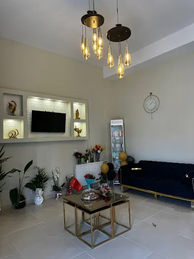 BURCU TEKDOĞAN GÜZELLİK SALONU 4