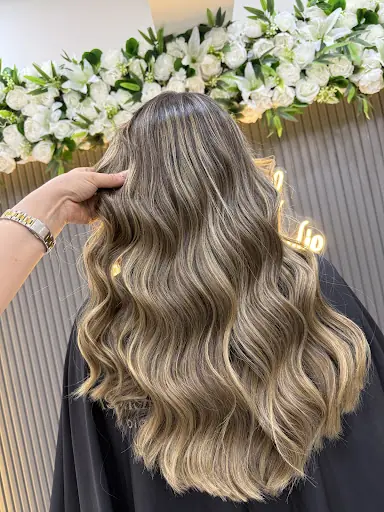 İrem Çelikel Hair Makeup Studio 3