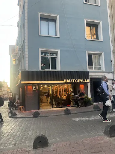 HALİT CEYLAN Men’s hair stylıst TAKSİM 4