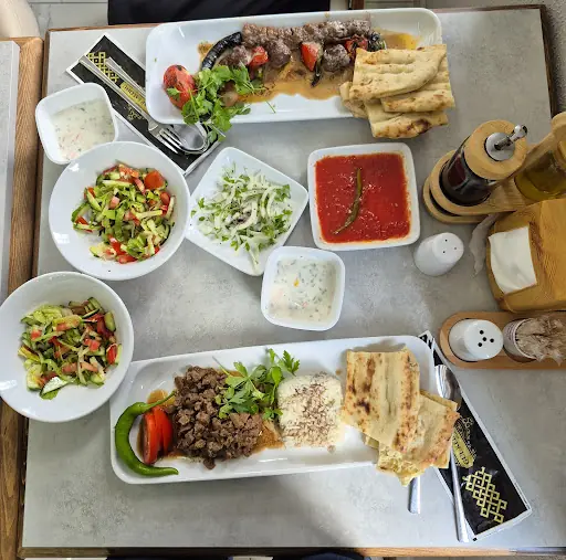 Gül Kebap Salonu 4