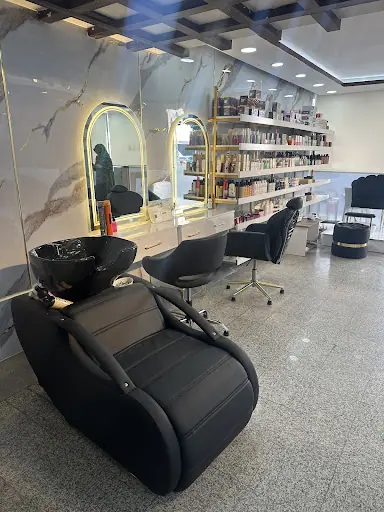 Roa Beauty & Bayan Kuaförü 4