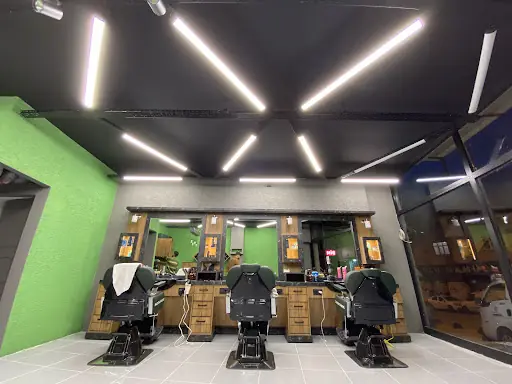 SALOON DIAMOND