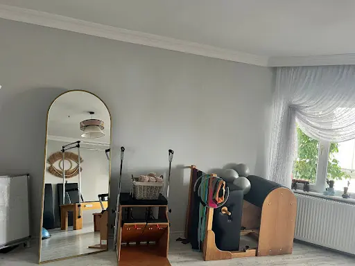 Filiz Özgür Healing Club ( Pilates,Yoga,Dönüşüm Koçu)