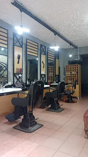 Barber Erkek Kuaförü 2