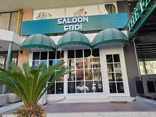 Saloon erdi