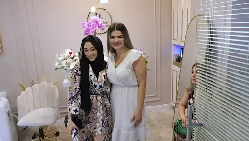 By Derya Arıcı Nail & Beauty Studio 3