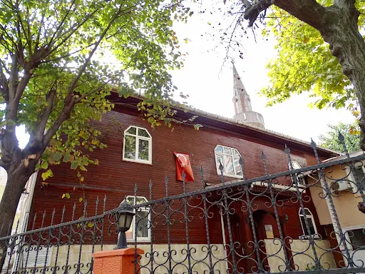 Hacı İlyas Yatağan Camî – Diğer (Güzellik), İstanbul