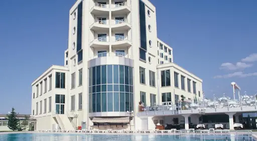 Wes Hotel 3