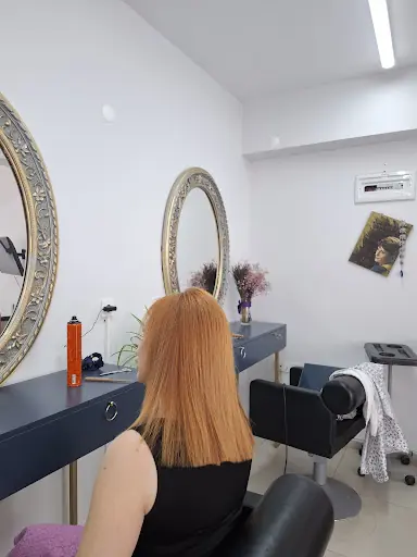 Yasemin Uzuner Kuaför
